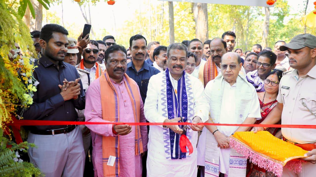 ରେଢଖୋଲ ନିର୍ବାଚନମଣ୍ଡଳୀ  ରେ ୧୯୪ କୋଟିର ପ୍ରକଳ୍ପ ଲୋକାର୍ପଣ ଓ ଶିଳାନ୍ୟାସ